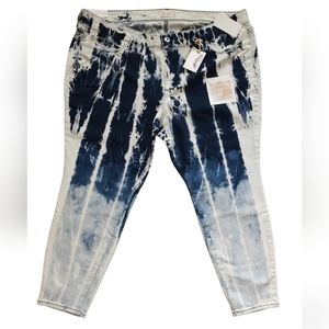 JESSICA Simpson Kiss Me Super Skinny Acid Wash Jeans NWT Sz.24